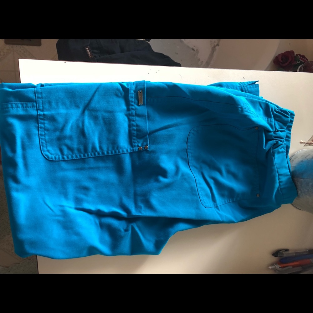 6 pair of scrubs pants all size small